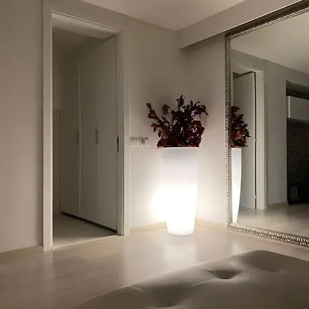 Familiare A Potenza Picena