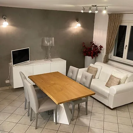 Familiare A شقة